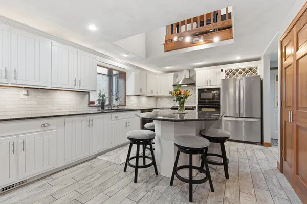 $859,900 | 116 Westfall Road, Pelham, NH 03076