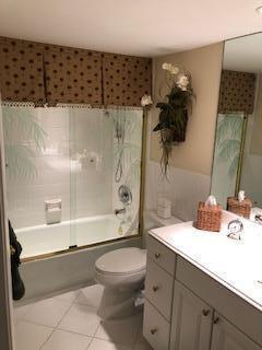2001 North Ocean Boulevard, Unit 304 Boca Raton, FL 33431 - Photo 36 of 46 La Fontana 304 guest bath