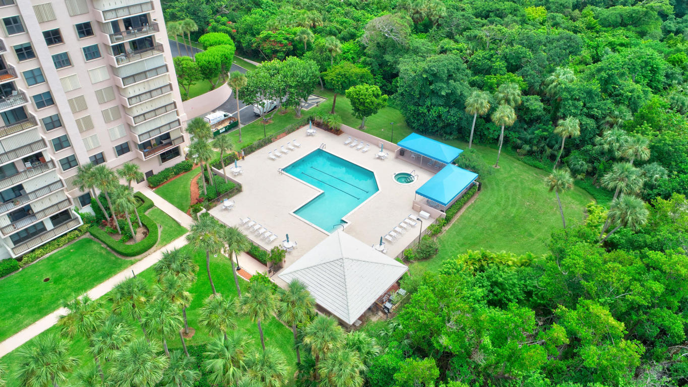 2001 North Ocean Boulevard, Unit 304 Boca Raton, FL 33431 - Photo 44 of 46 La Fontana 304 pool aerial