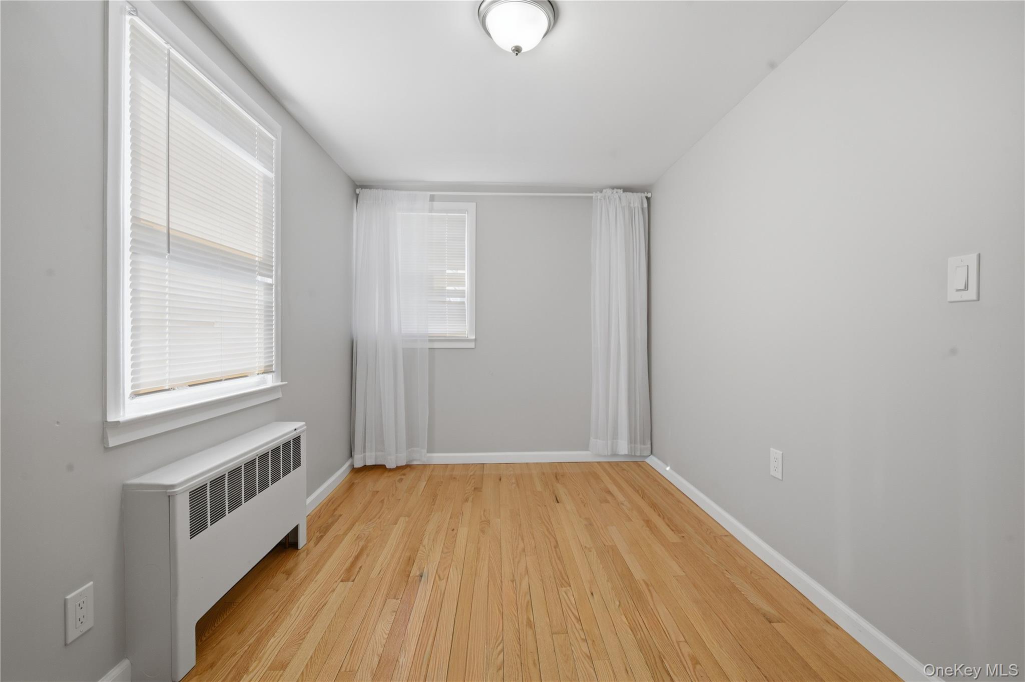 102 Old Farm Road Levittown, NY 11756 - Photo 14 of 30