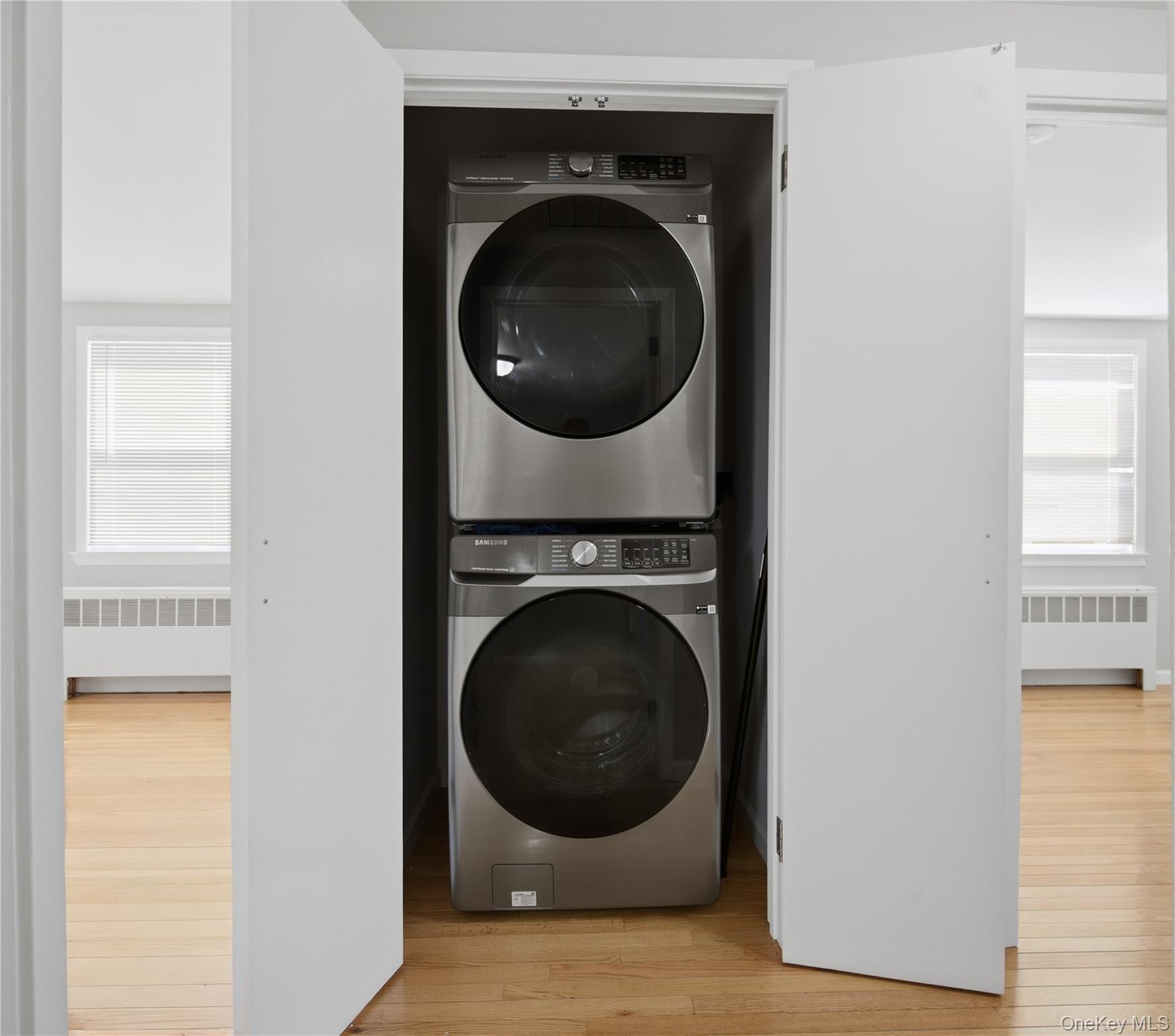 102 Old Farm Road Levittown, NY 11756 - Photo 21 of 30