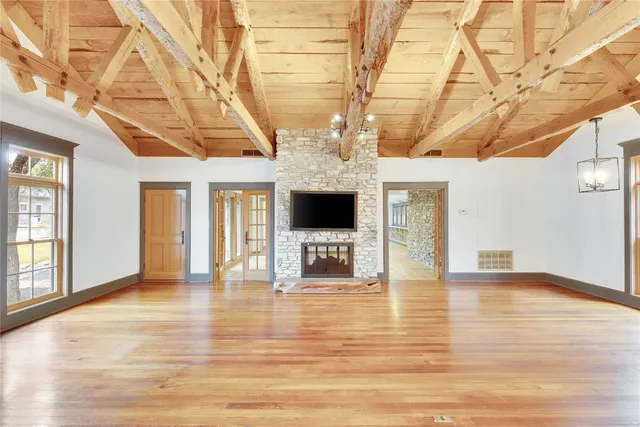 $7,900 | 408 Westwood Terrace, Austin, TX 78746