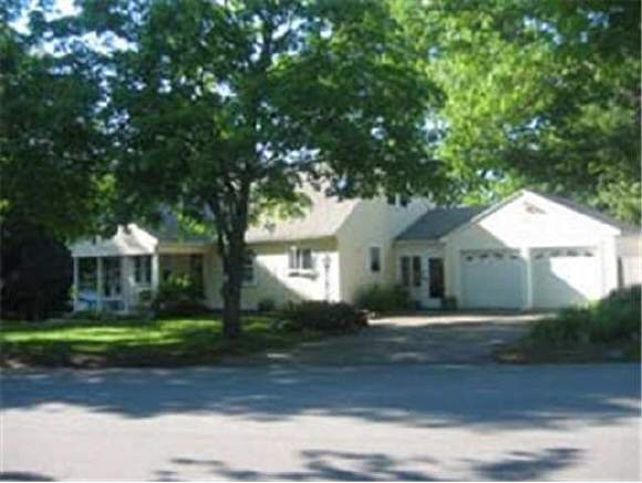 95 Colonial Road Lawrence, MA 01843 - Photo 1 of 1 Gallery Image 1
