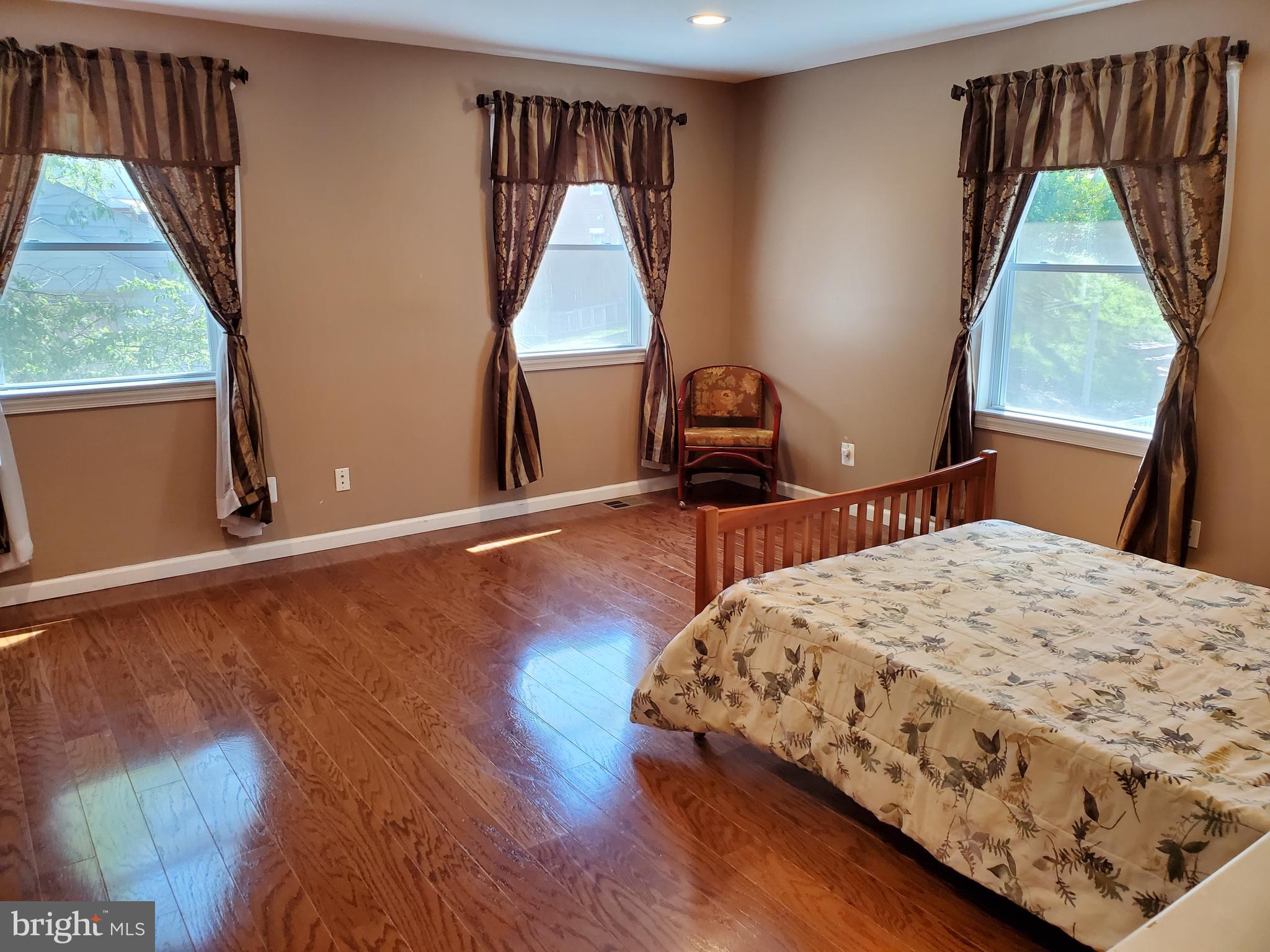 12065 Claridge Road Silver Spring, MD 20902 - Photo 4 of 42