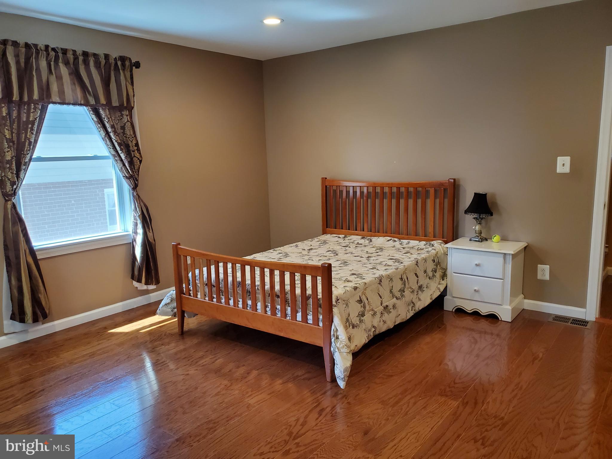 12065 Claridge Road Silver Spring, MD 20902 - Photo 5 of 42