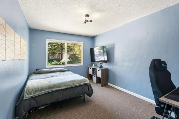 $619,000 | 185 Grace Court, Cloverdale, CA 95425