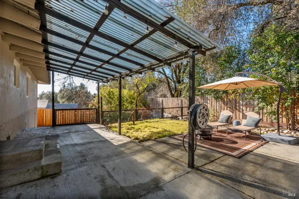 $619,000 | 185 Grace Court, Cloverdale, CA 95425