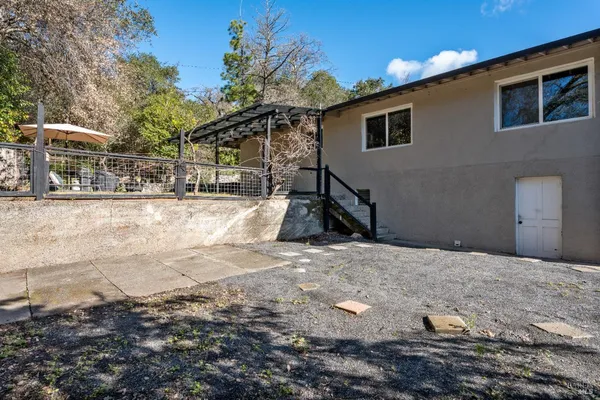 $619,000 | 185 Grace Court, Cloverdale, CA 95425