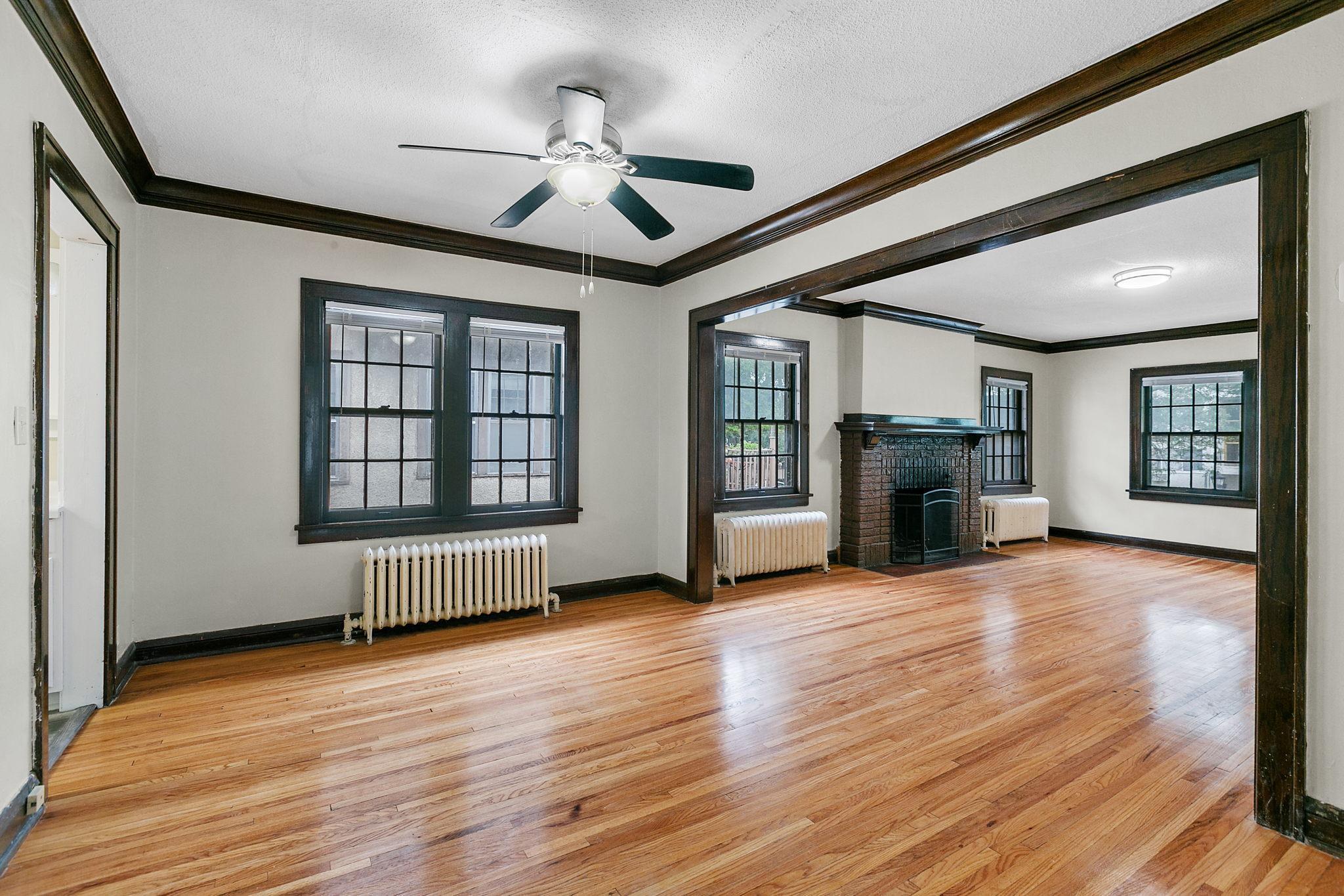 2512 Dupont Avenue South, Unit 1 Minneapolis, MN 55405 - Photo 12 of 23