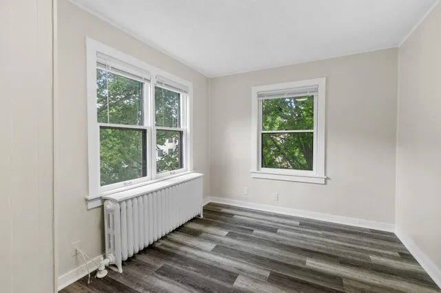 $1,599 | 2512 Dupont Avenue South, Unit 1, Minneapolis, MN 55405