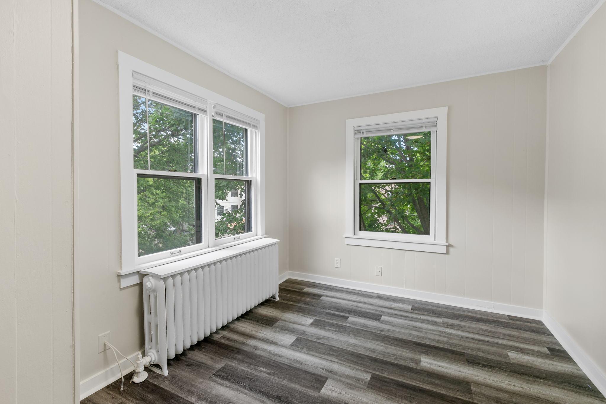 2512 Dupont Avenue South, Unit 1 Minneapolis, MN 55405 - Photo 13 of 23