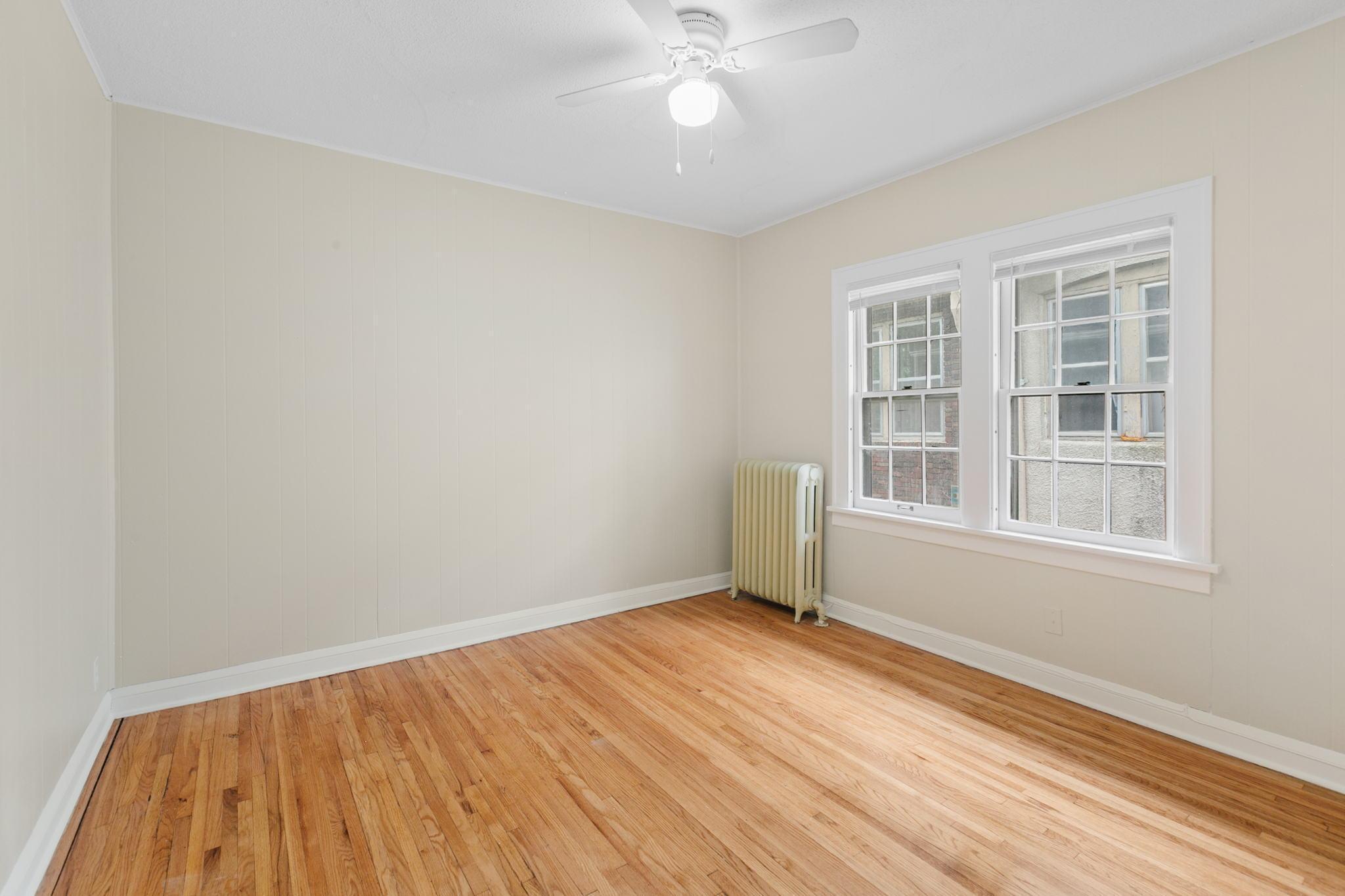 2512 Dupont Avenue South, Unit 1 Minneapolis, MN 55405 - Photo 16 of 23