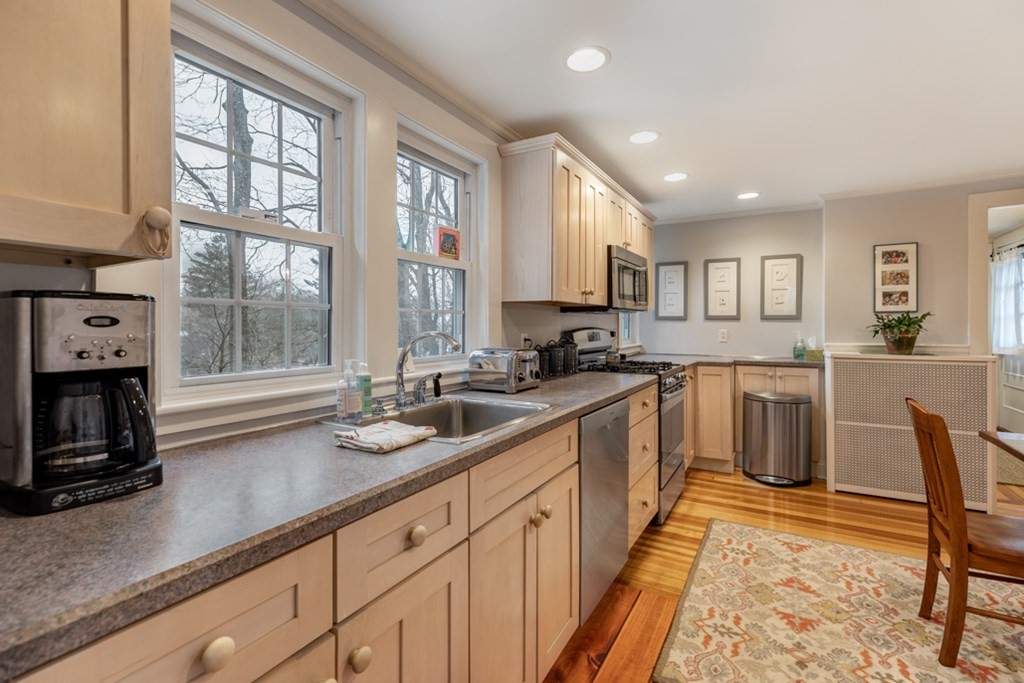 35 Morton Road Milton, MA 02186 - Photo 12 of 30 Gallery Image 12