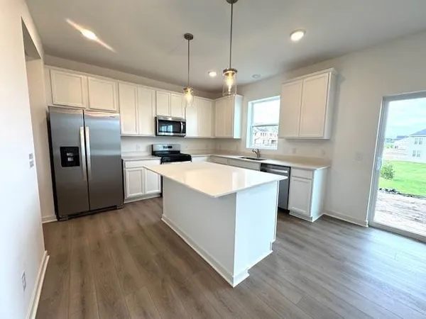 $493,415 | 4975 Airlake Drive, Woodbury, MN 55129