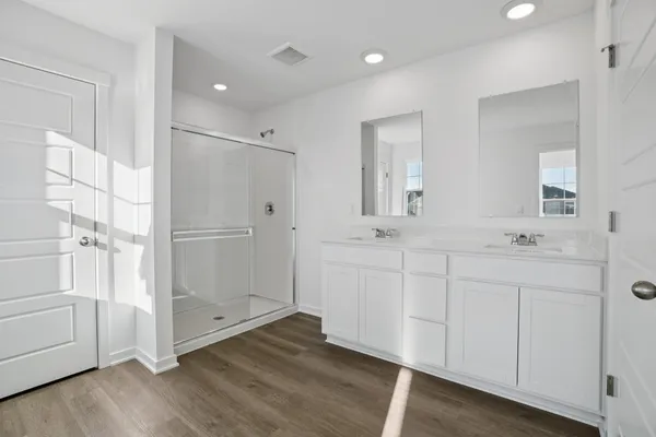 $479,990 | 7102 Oakmont Road, Mount Pleasant, WI 53403