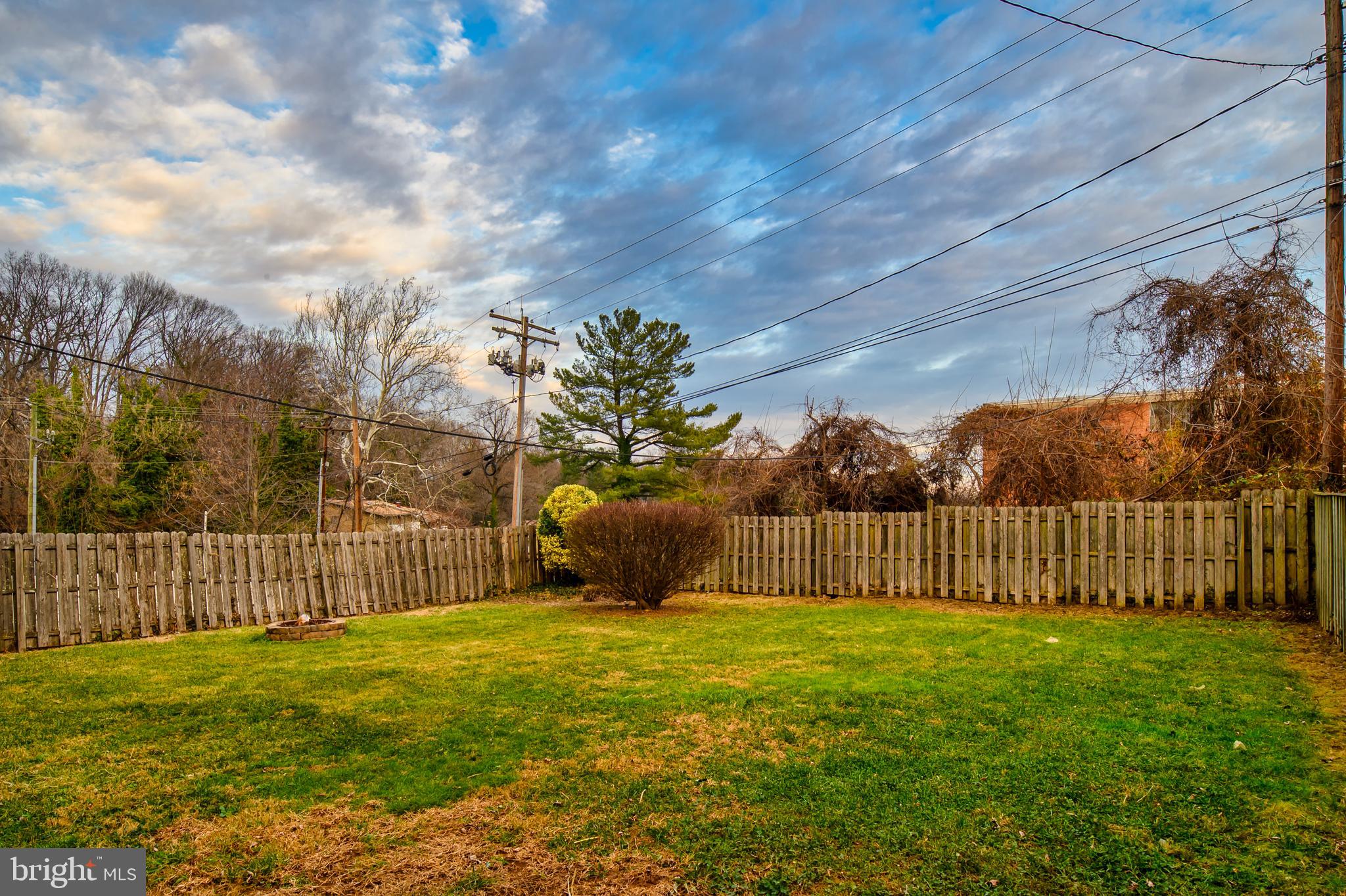 304 Kingston Road Baltimore, MD 21229 - Photo 32 of 38 Backyard (alt view)