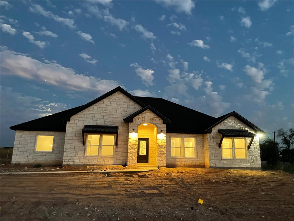 118 Salt Creek Road, Lorena, TX 76655 Compass