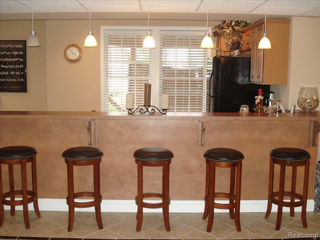 44632 Spring Hill Road Northville, MI 48168 - Photo 11 of 25 BASEMENT BAR