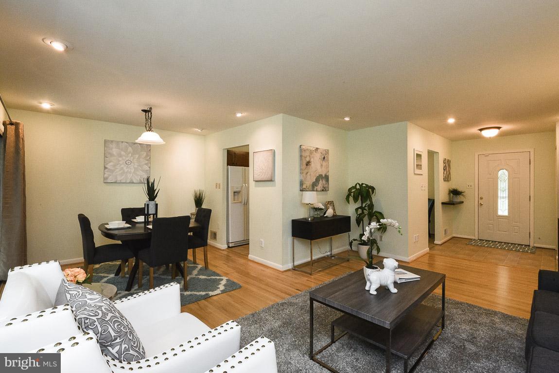 6917 Redmiles Road Laurel, MD 20707 - Photo 11 of 24 Living Room