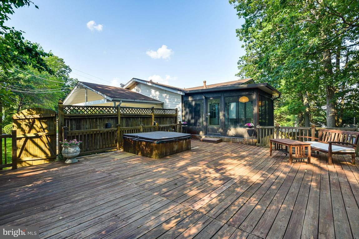 6917 Redmiles Road Laurel, MD 20707 - Photo 6 of 24 Relax in your hot tub
