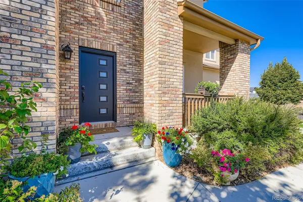 $997,777 | 8407 South Parfet Court, Littleton, CO 80127