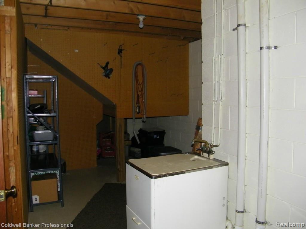 6740 Wagner Road Imlay City, MI 48444 - Photo 36 of 38 100_1152.jpg