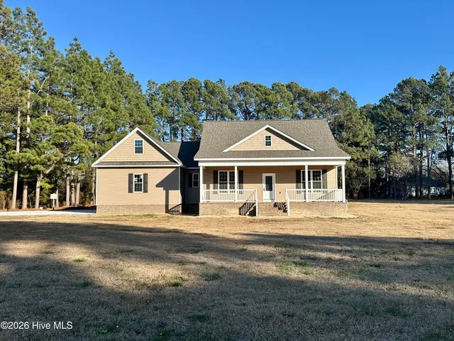 $399,900 | 100 Chris Street, Mount Olive, NC 28365