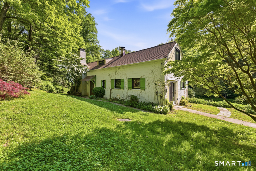 15 Old Mailcoach Road Redding, CT 06896 - Photo 4 of 36
