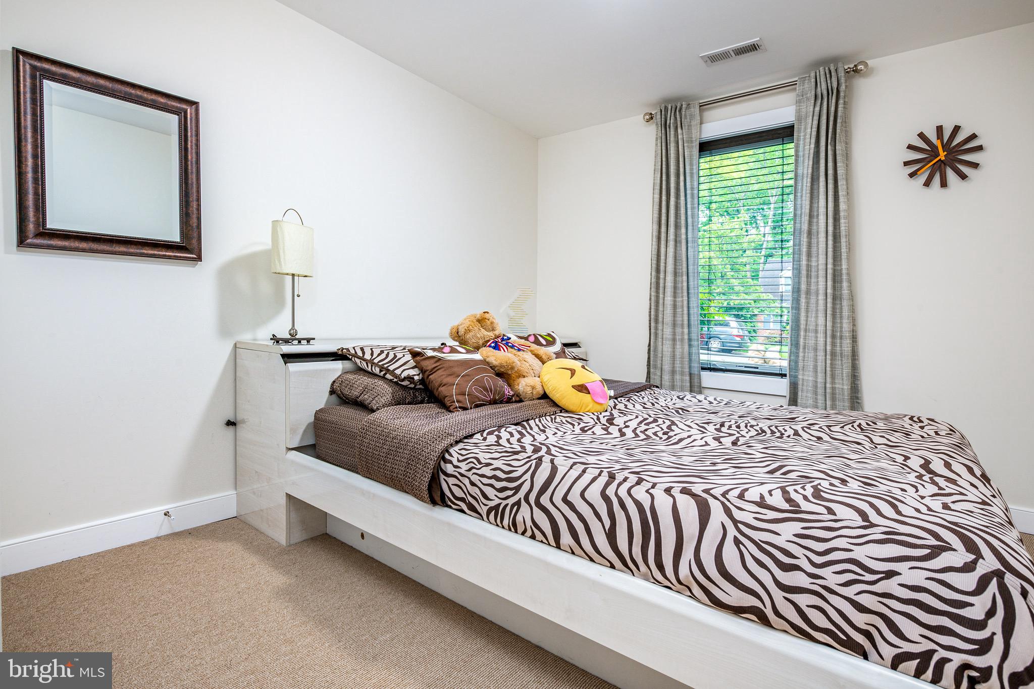 6401 Rockhurst Road Bethesda, MD 20817 - Photo 38 of 71 Gallery Image 38