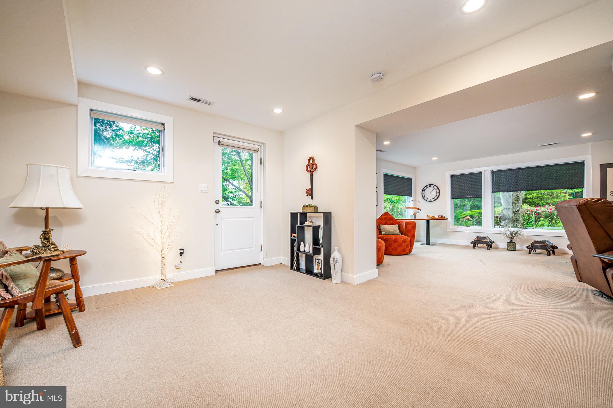 6401 Rockhurst Road Bethesda, MD 20817 - Photo 44 of 71 Gallery Image 44