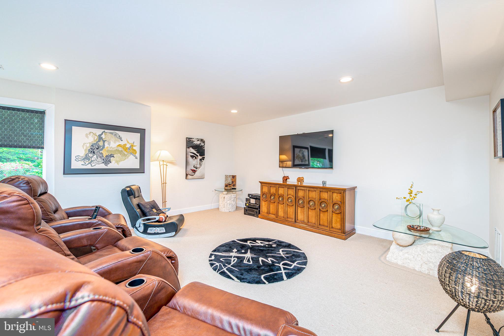 6401 Rockhurst Road Bethesda, MD 20817 - Photo 48 of 71 Gallery Image 48