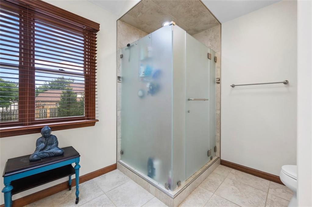 2133 Middle Road Glenshaw, PA 15116 - Photo 29 of 50 Gallery Image 29