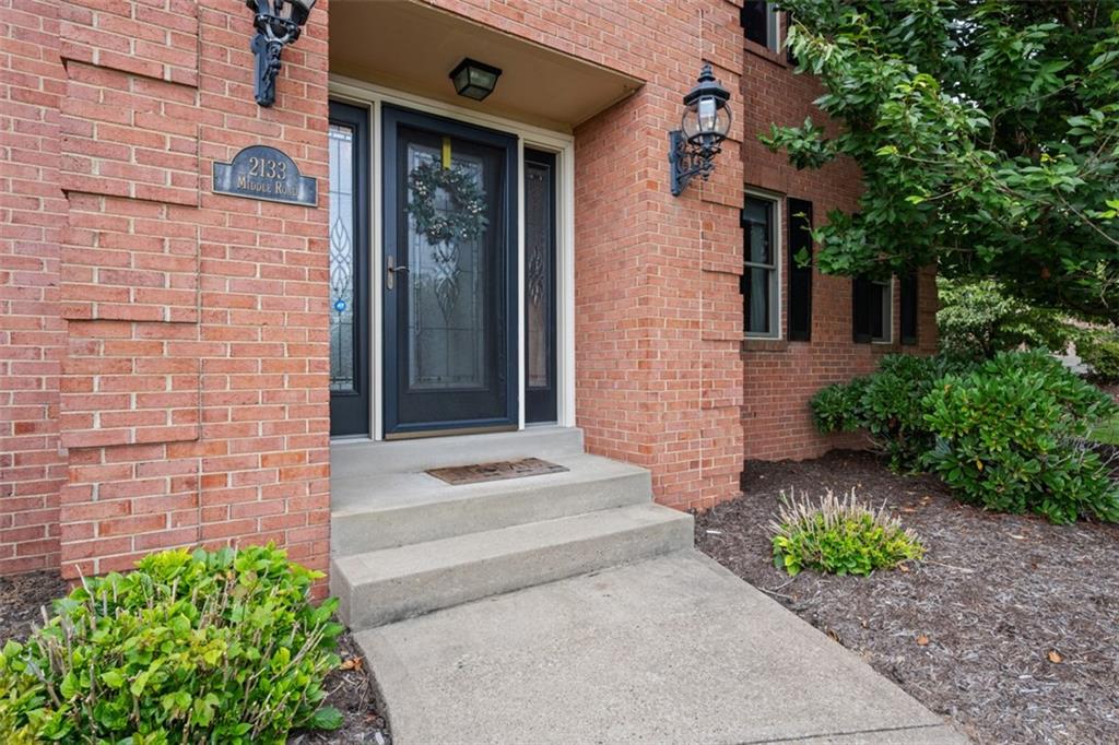 2133 Middle Road Glenshaw, PA 15116 - Photo 3 of 50 Gallery Image 3
