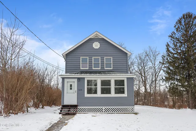 $289,900 | 123 Broadview Terrace, Pittsfield, MA 01201