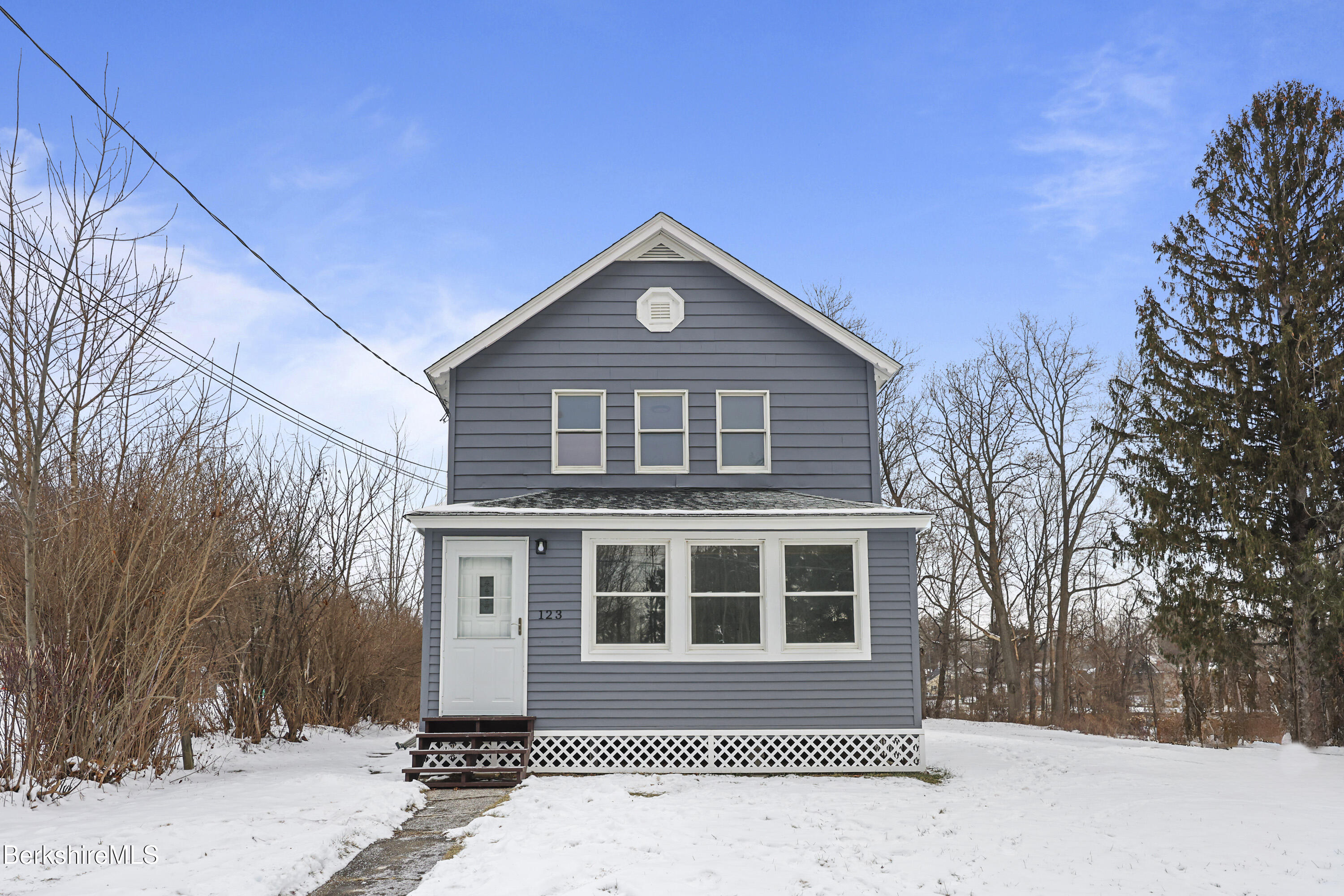 123 Broadview Terrace Pittsfield, MA 01201 - Photo 2 of 34 a front view of a house with a yard