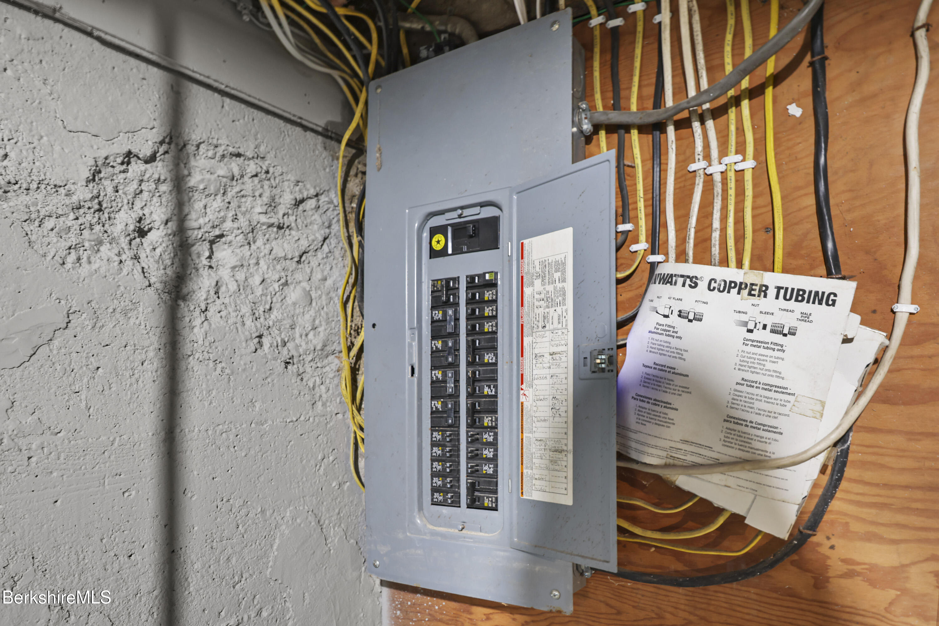 123 Broadview Terrace Pittsfield, MA 01201 - Photo 34 of 34 a view of walk in closet