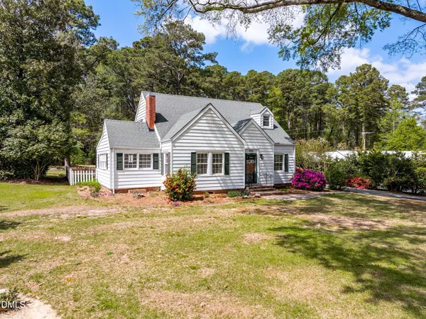 $425,000 | 3420 U Highway South, Smithfield, NC 27577