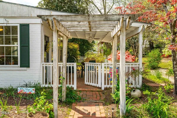 $425,000 | 3420 U Highway South, Smithfield, NC 27577