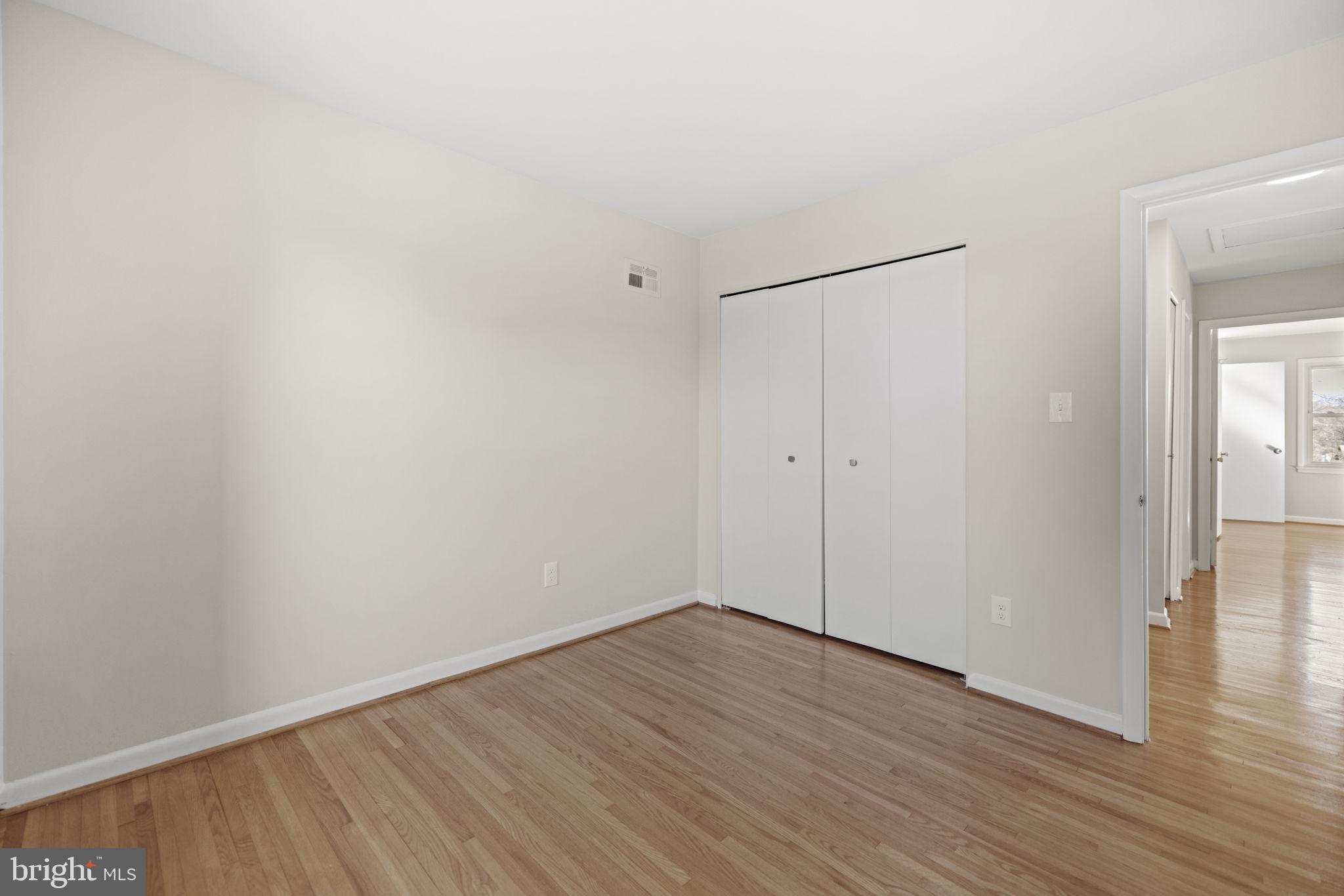 14801 Cobblestone Drive Silver Spring, MD 20905 - Photo 17 of 29 Bedroom #3 Reverse