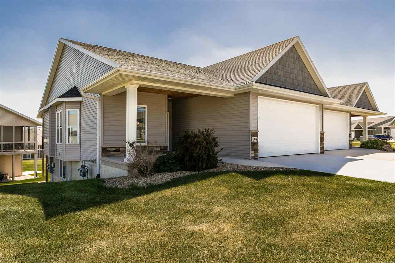295 Ridge View Drive Fairfax, IA 52228 - Photo 2 of 41 Gallery Image 2