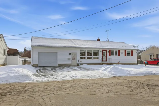 $464,900 | 91 Miami Court, Manchester, NH 03103