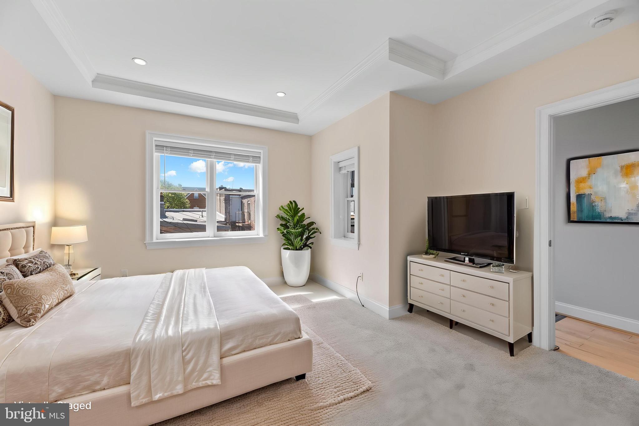 3303 Mueller Street Baltimore, MD 21224 - Photo 25 of 39 Primary Bedroom