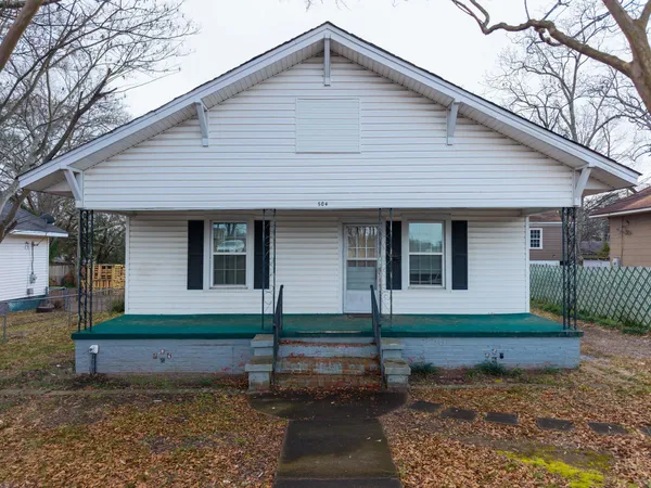 $75,000 | 504 Railroad Avenue, Gaffney, SC 29340