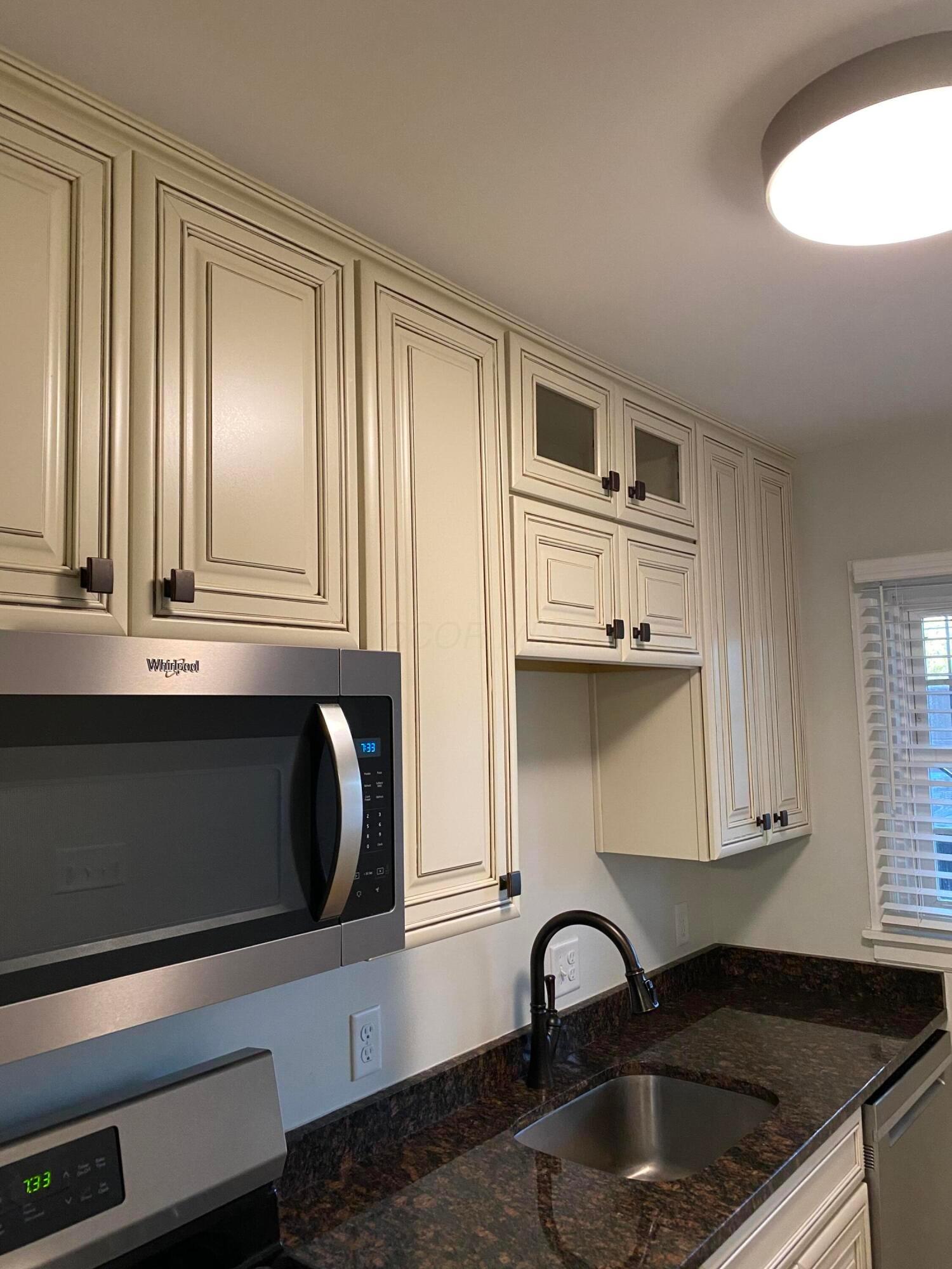 1426 Meadow Road Columbus, OH 43212 - Photo 14 of 17 14E0CB8B-ADC0-43E7-9B48-D9FBBD12384CIMG_