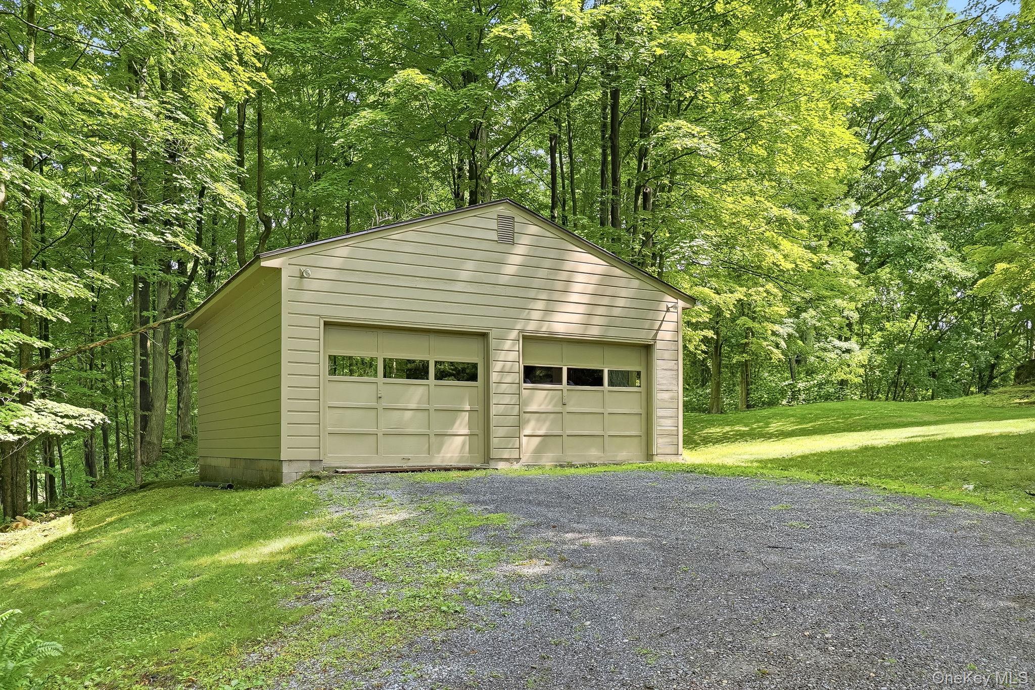 91 Slate Quarry Road Rhinebeck, NY 12572 - Photo 33 of 35
