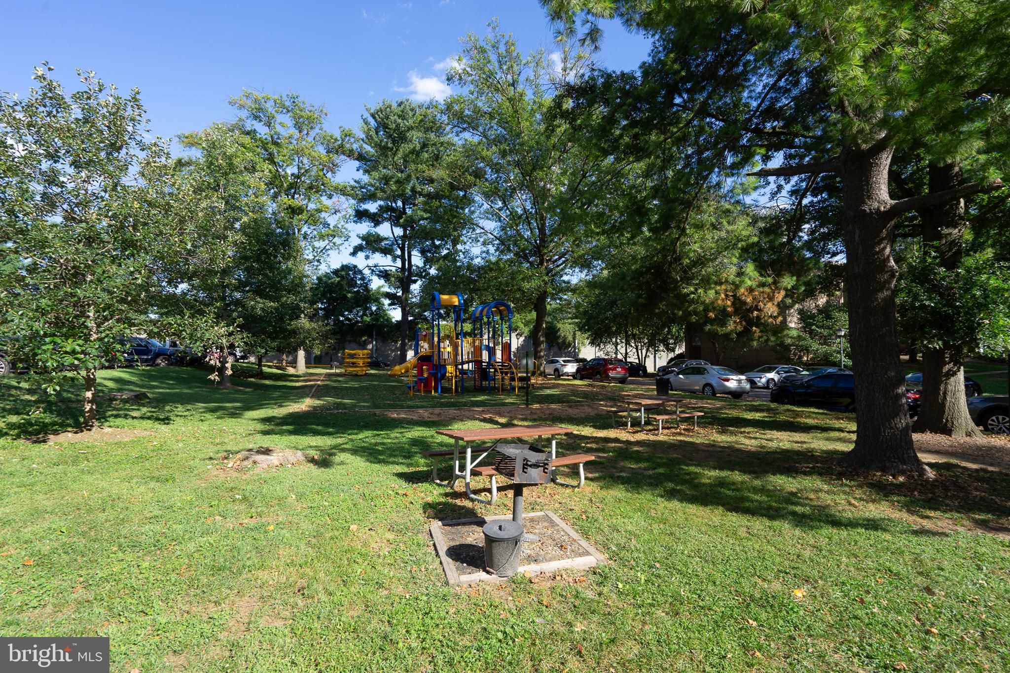 2909 Charing Cross Road, Unit 7 Falls Church, VA 22042 - Photo 26 of 28 Gallery Image 26