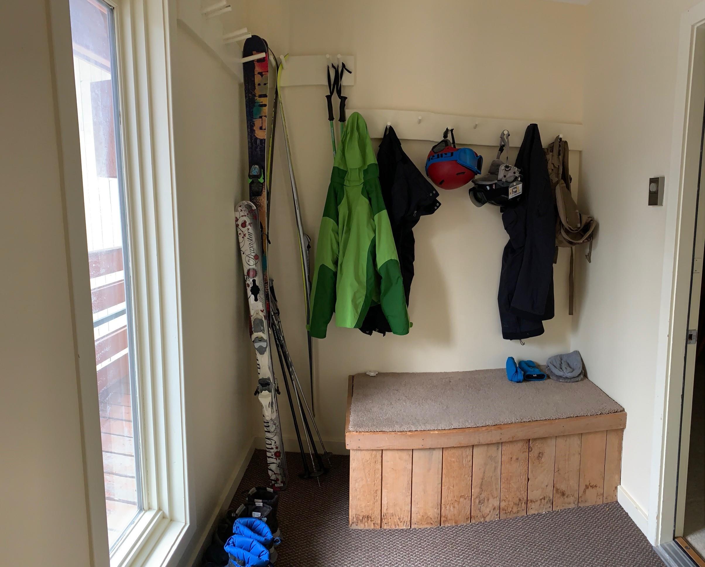 9 Mountain Side Road, Unit 9 Kingfield, ME 04947 - Photo 5 of 11 Entry
