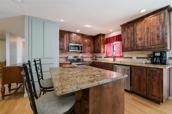 $310,000 | 173 Bosque Bend Lane, China Spring, TX 76633