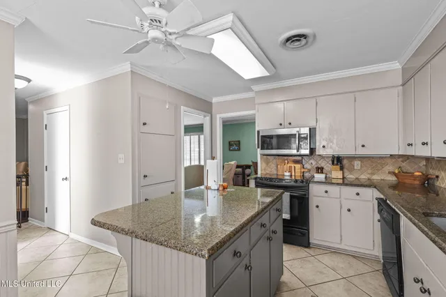 $254,500 | 1430 Sunset Drive, Canton, MS 39046