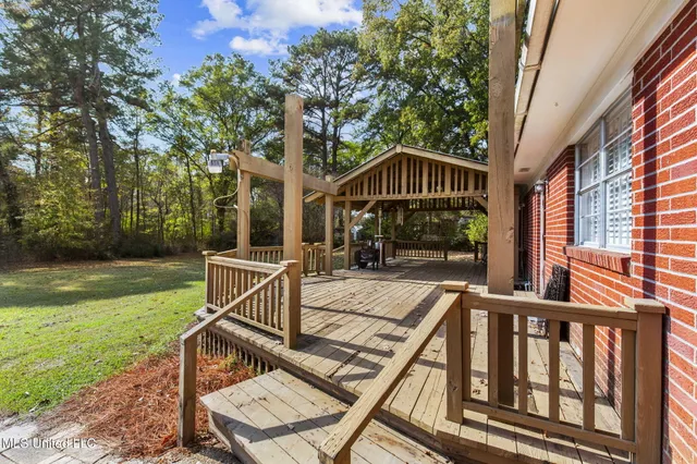 $254,500 | 1430 Sunset Drive, Canton, MS 39046